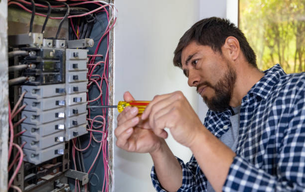 Best Electrical Outlet Repair  in Covington, LA
